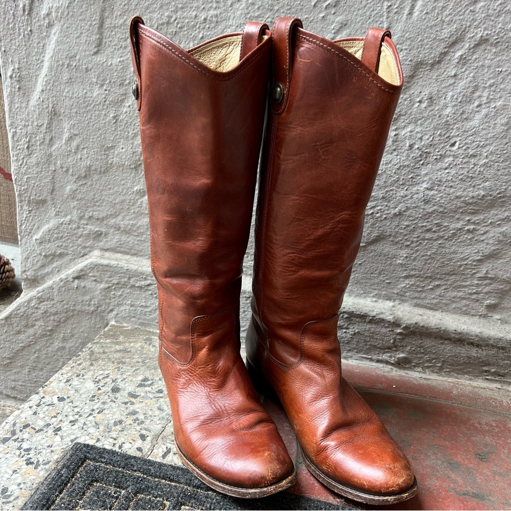 Frye Melissa Button riding boots size 9B